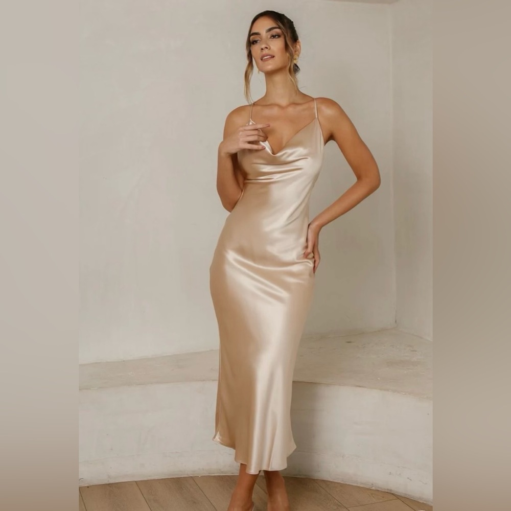 NWT JAUS | Cowl Neck Backless Dress